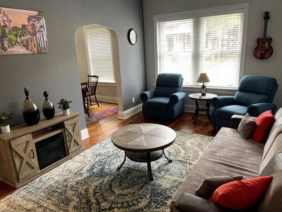 Cozy Quiet St Augustine Private Condo - 2Bed, 1 Bath, Sleeps 6, Steps To Historic St Augustine Center & All Tourist Attractions, Restaurants, Cafes, Backyard, Porch St. Augustine Bagian luar foto