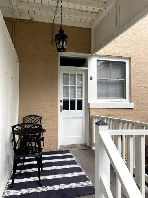 Cozy Quiet St Augustine Private Condo - 2Bed, 1 Bath, Sleeps 6, Steps To Historic St Augustine Center & All Tourist Attractions, Restaurants, Cafes, Backyard, Porch St. Augustine Bagian luar foto
